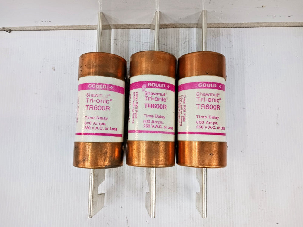 Lot Of Three) New Gould Shawmut Tri-onic 600 Amp Time-Delay RK5 Fuse 250V TR600R