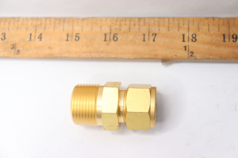 Swagelok Tube Fitting Male Connector 3/4" Tube x 1" Male NPT