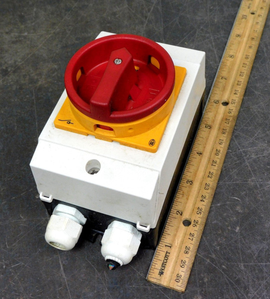 Eaton Moeller P1-25/12/SVB Emergency Disconnect Switch 6000V AC 150A