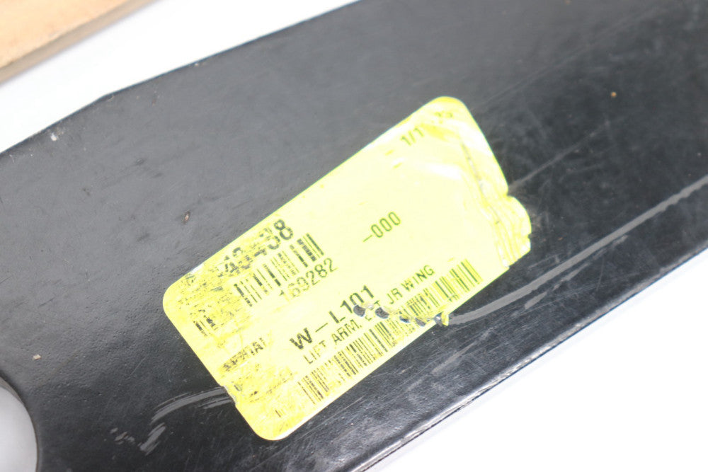 Lift Arm Bracket JR Wing L0043438 