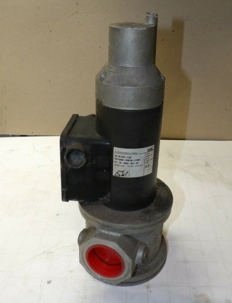 NEW KROM SCHRODER GAS SOLENOID VALVE 200 MBAR 110V 67 W 1-1/2" NPT VG 40 R02-L33