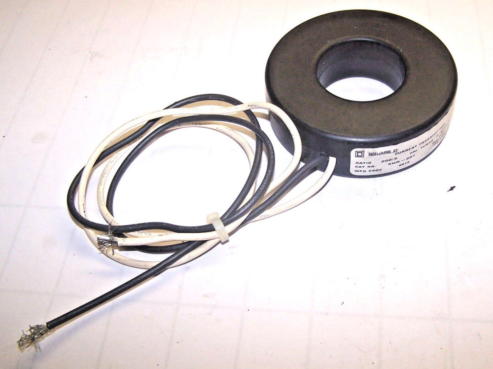Square D 200:5 Current Transformer 10 KV 600 Volt  5NR-201