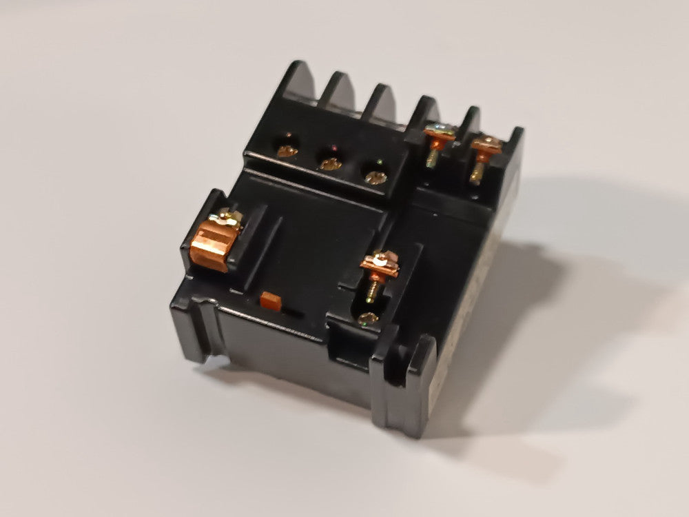 Matsushita BMG 9-02 Thermal Relay, Type FKT-10G, 0.2kW, 1a~1.6a Adj. Range