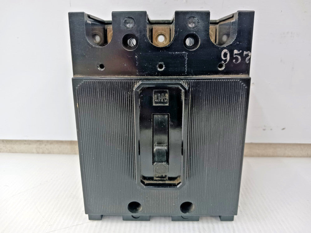 SIEMENS ITE 20 AMP CIRCUIT BREAKER 3 POLE 240 VAC ET-1572