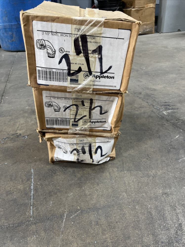 1 BOX ONLY EMERSON APPLETON 7387I NEW IN BOX OLD STYLE 2-1/2'' CONNECTOR~ NEW