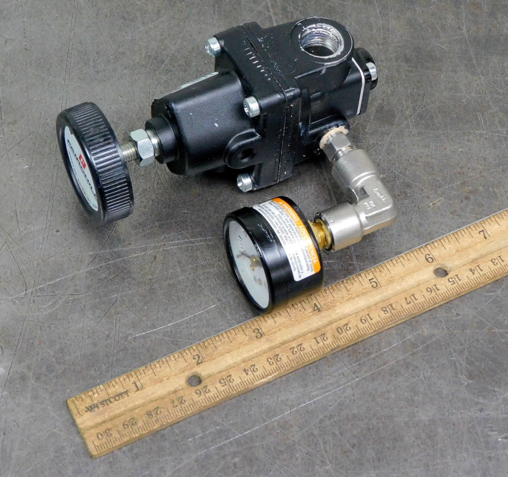 Fairchild 30253 Model 30 Compact Precision Pressure Regulator 250PSI 3/8"NPT