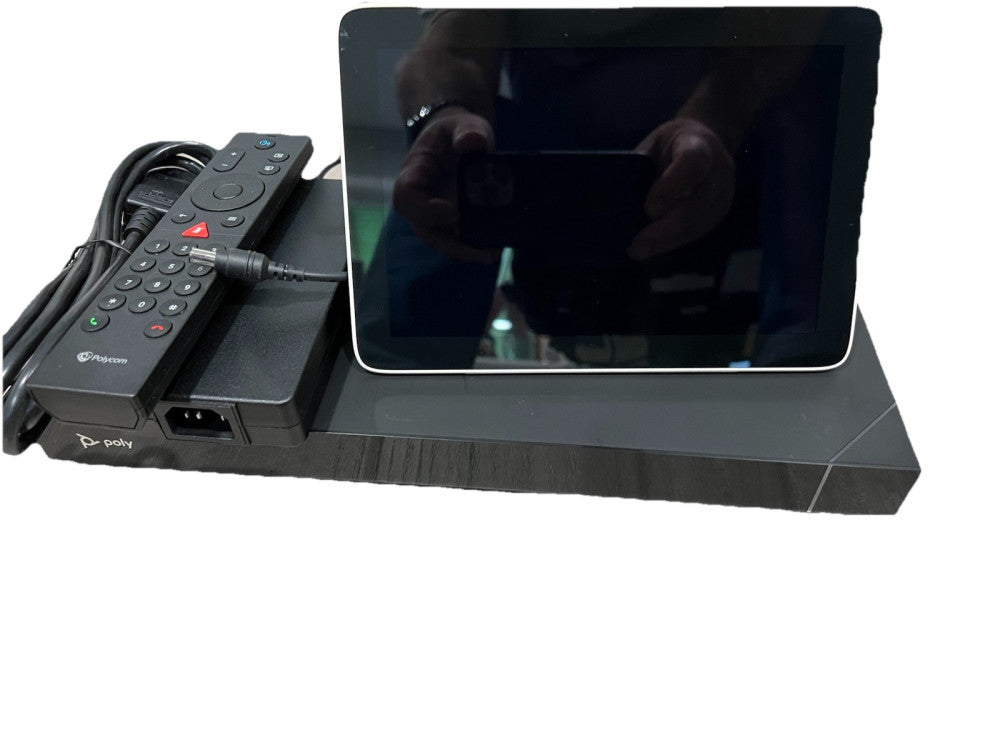 Polycom 7200-85860-001 G7500 4K Base Unit + 2200-30760-001 TC8 Panel p716