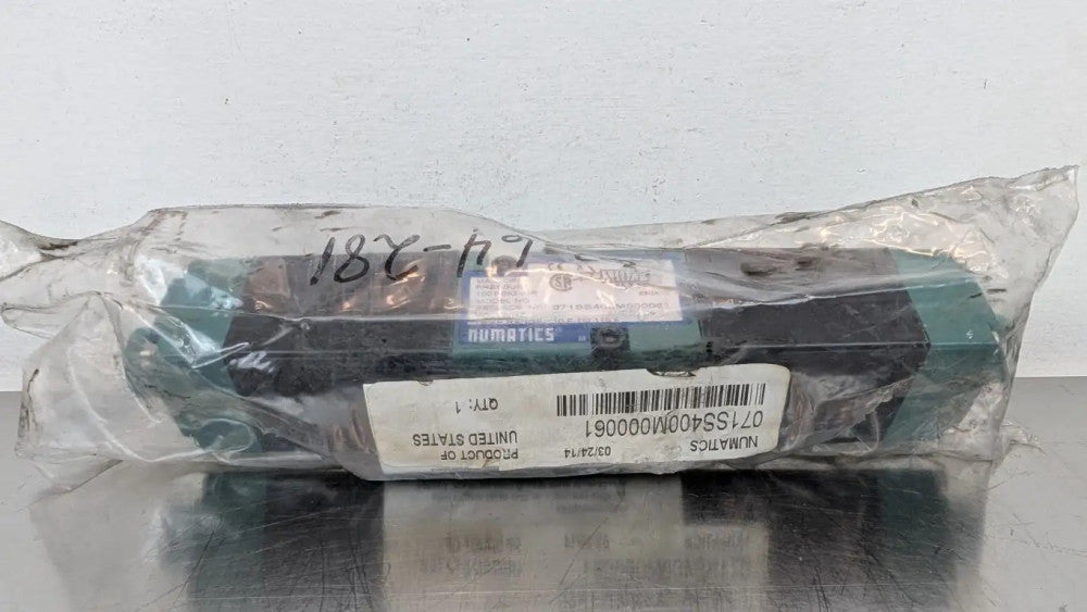 Numatics 071SS400M000061 Pneumatic Solenoid Valve 150PSIG 24VDC 0.26A