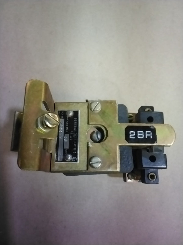 GE GENERAL ELECTRIC D300 B9 RELAY 600V 10 Amp