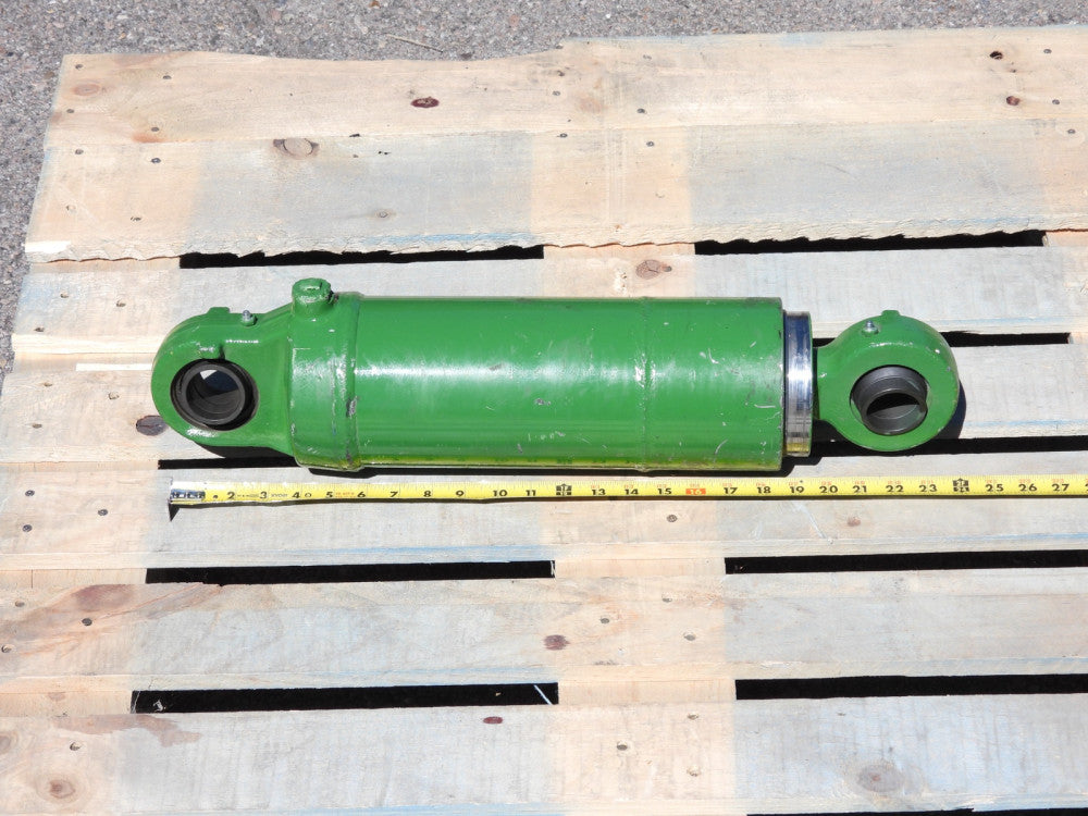 John Deere Hydraulic Ram Cylinder 20.5" Eye Center to Center, 5.25" Body