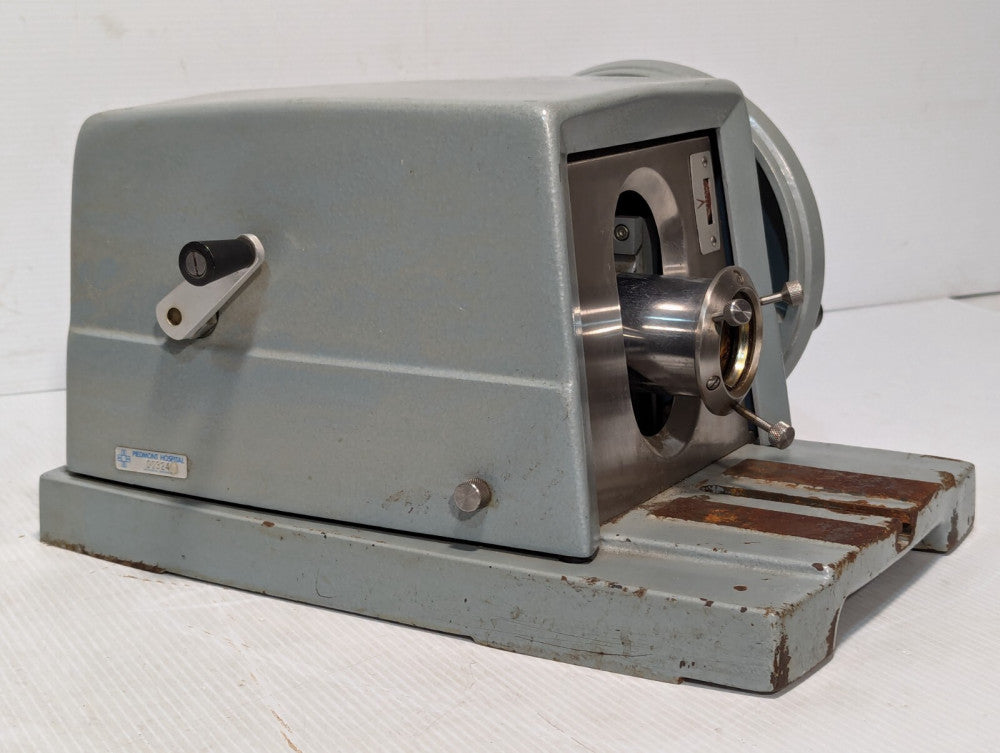 American Optical Spencer 820 Microtome -  Benchtop Manual Precision Rotary 