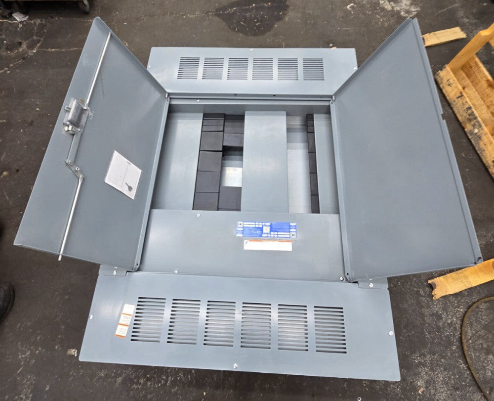 New Square D 600 Amp HCP I-Line Panelboard 208Y/120 VAC 3Ø/4W 45in CB (Flaw)