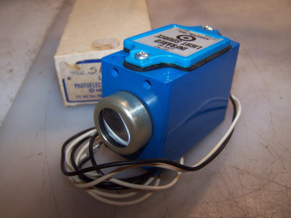 NEW XERCON LED PHOTOELECTRIC INFRARED LIGHT SOURCE 120 VAC MODEL SPO 
