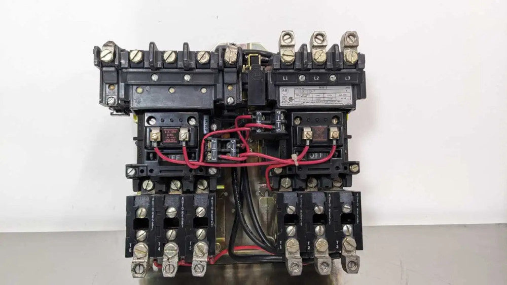 Allen-Bradley 520F-COD-7 Reversing Starter Size 2 115-120V Coil 520F-COD Ser W 4