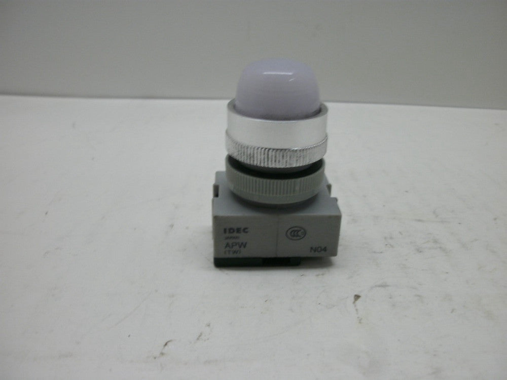 IDEC APW SERIES (TW)  PILOT LIGHT WHITE DOME LENS 24V LED 22mm W/O CONTACT BLOCK