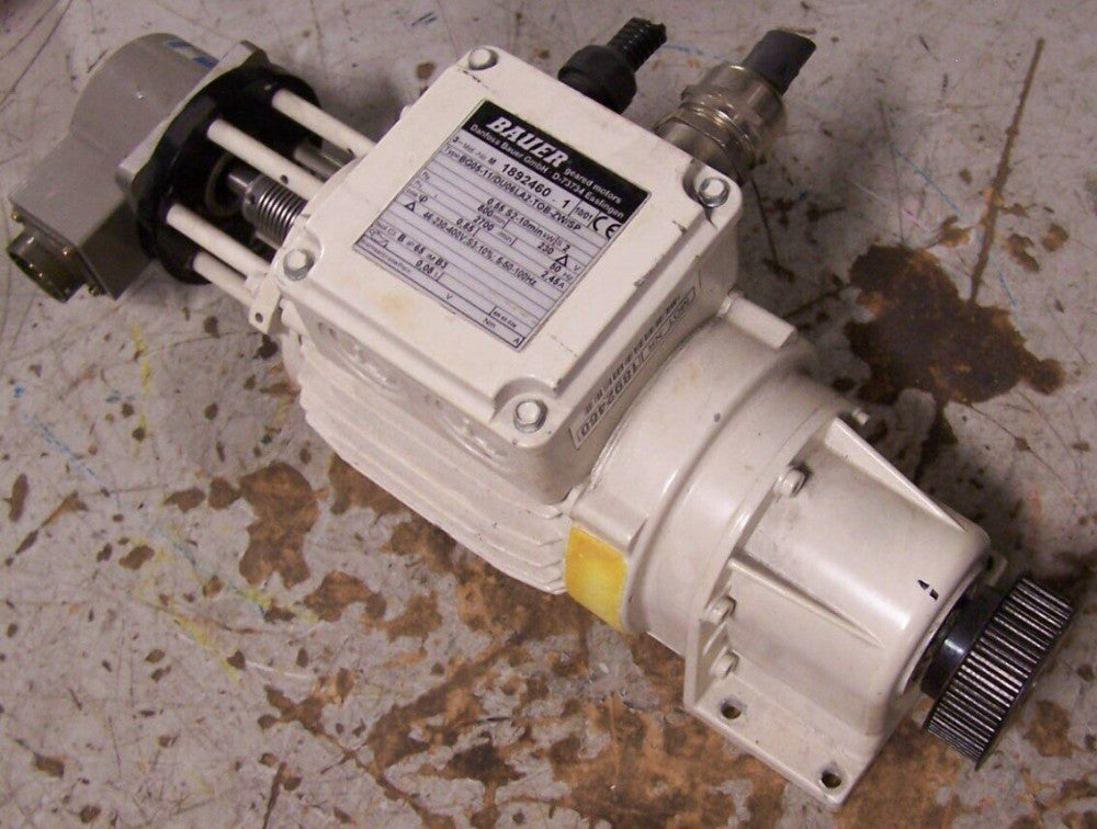 BAUER DANFOSS GEAR MOTOR W/ TAMAGAWA ENCODER 230 VAC▲ 2700 RPM 3 Ø 2.45 AMP 