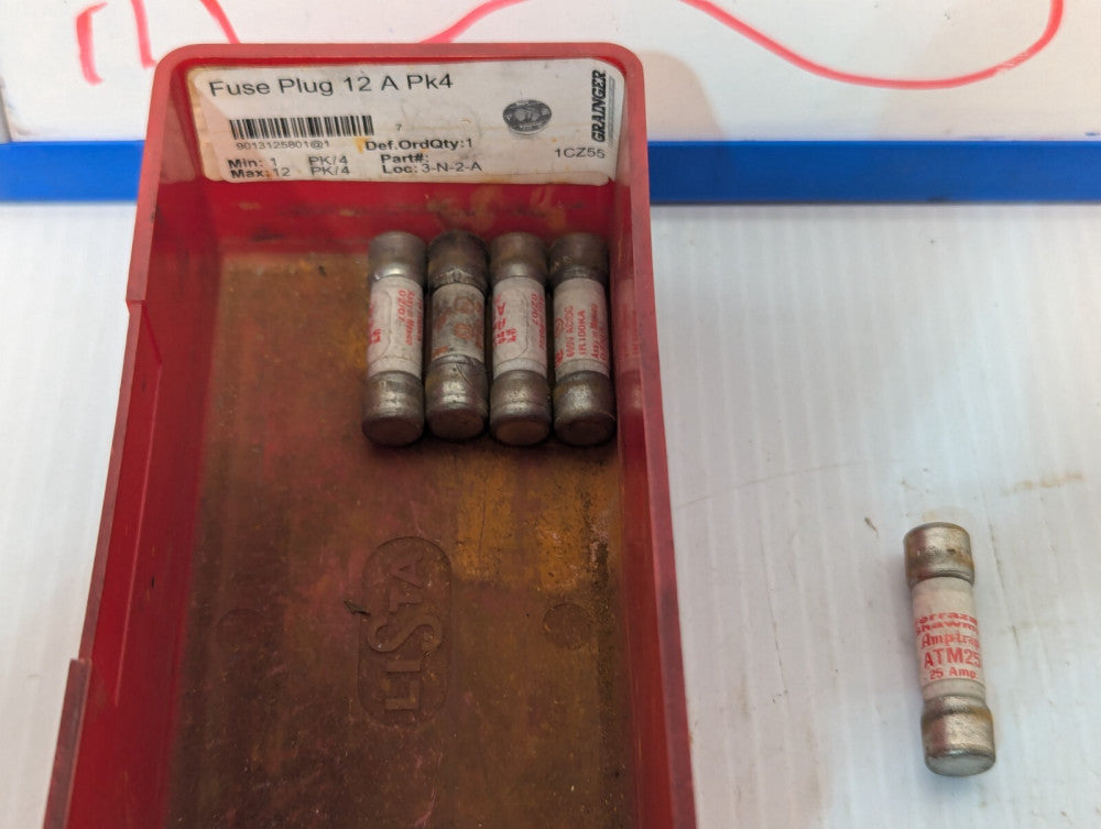 Lot of 5 Ferraz Shawmut ATM25 Fast Acting Midget Fuses, 25 Amps, 600VAC/600VDC