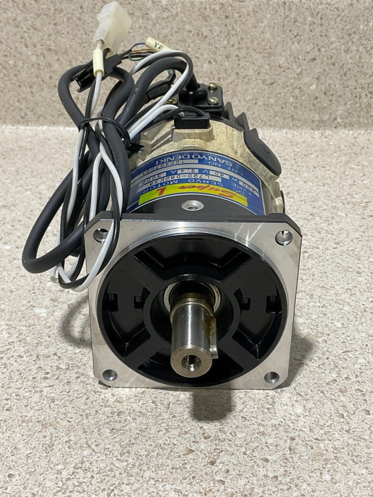 Sanyo Denki L720-082E38 3.4A, 3000RPM NEW