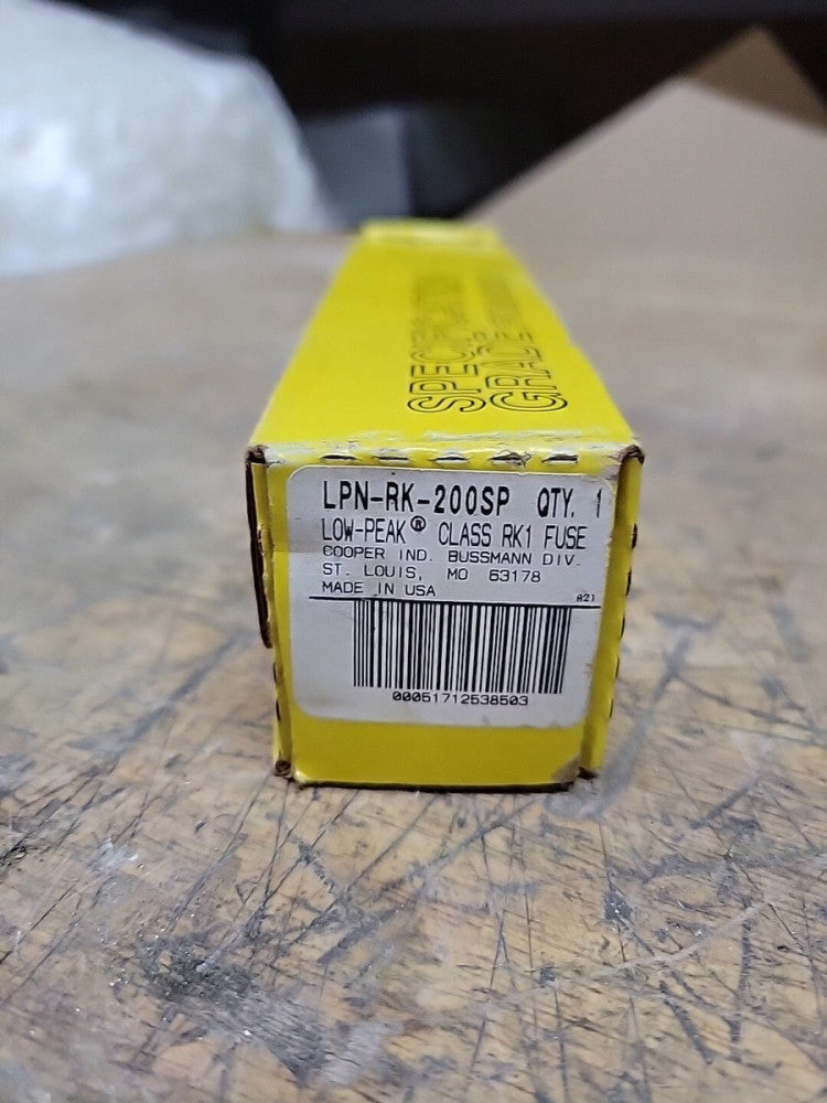 1) BUSSMANN LPN-RK-200SP - LOW PEAK DUAL ELEMENT