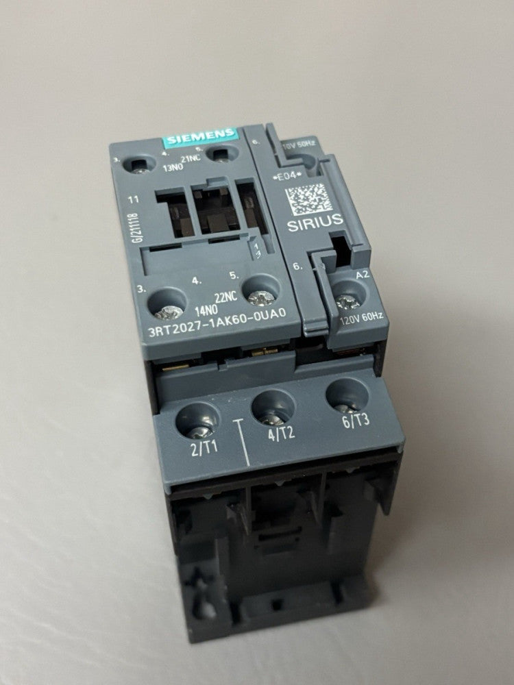 Unused SIEMENS POWER CONTACTOR 3RT2027-1AK60-0UA0