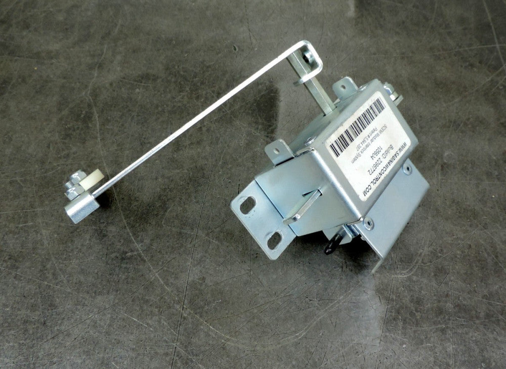 Saginaw Control 105604 Door Interlock Right