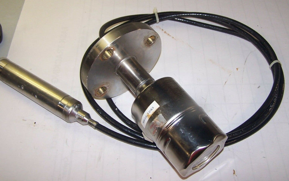 ENDRESS + HAUSER FHB20 LIQUID LEVEL SENSOR DB52A-OP31FC13GE30 WITH PROBE