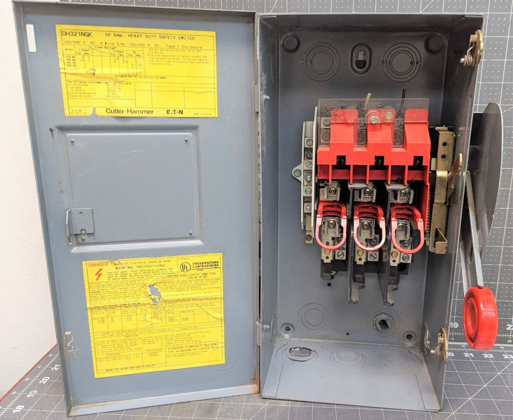 Safety Switch, 30A, 3P, 240V, Type HD, Fusible, NEMA 1 7.5HP Working Pull [A11]