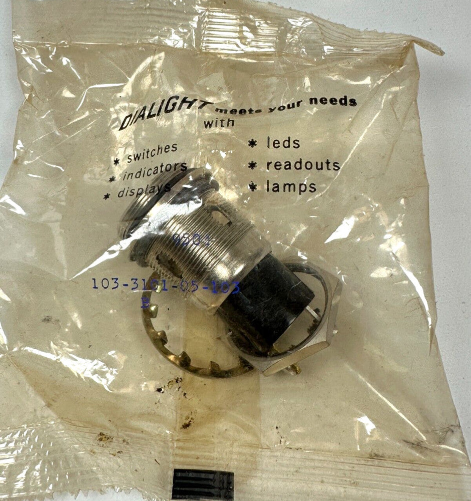 Dialight 9504 Pilot Light Housing 103-3101-05-103B - New Old Stock Fast Ship