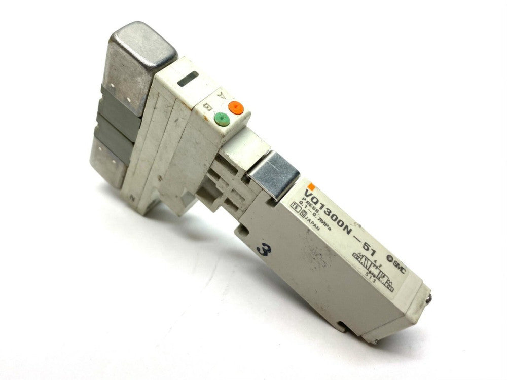 SMC VQ1300N-51 Plug In Solenoid Valve
