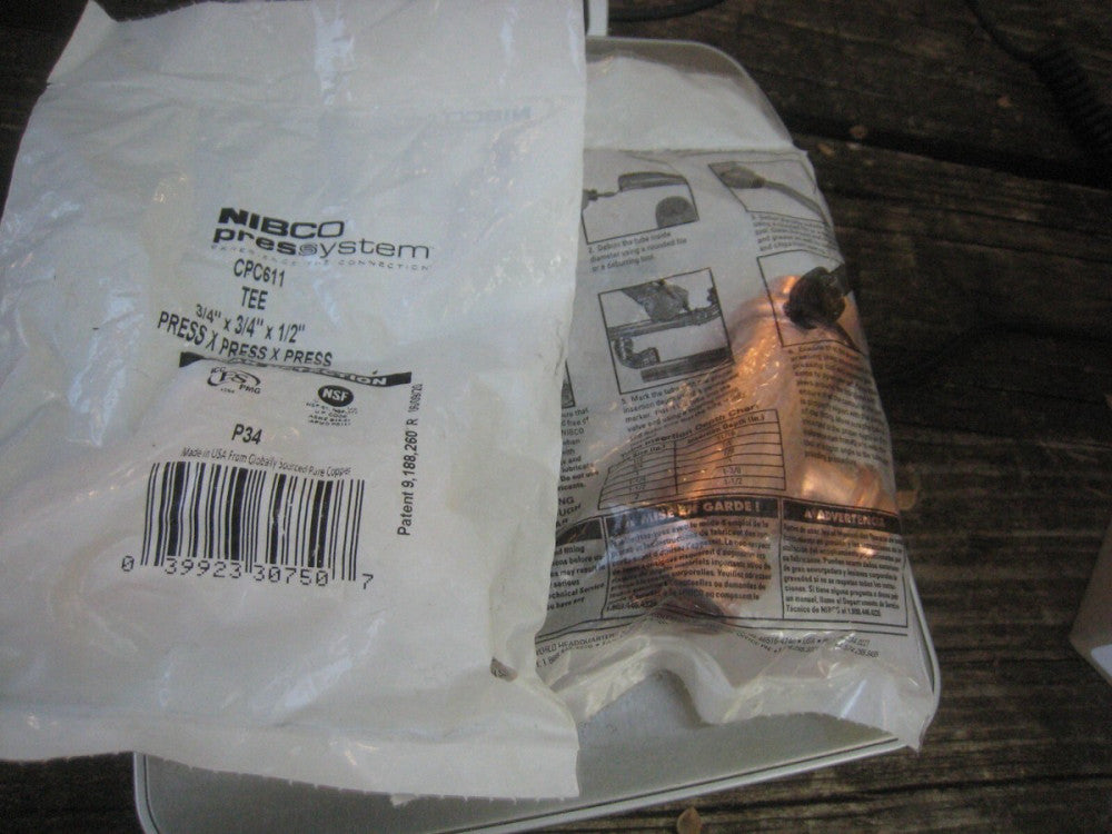 2  NIBCO 3/4 in. x 3/4 in. x 1/2 in. Copper Press x Press x Press Pressure Tees