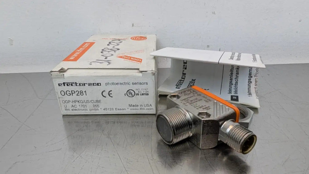 IFM Efector OGP281 Retro-Reflective Sensor OGP-HPKG/US/CUBE 0.1-4m 10-30VDC