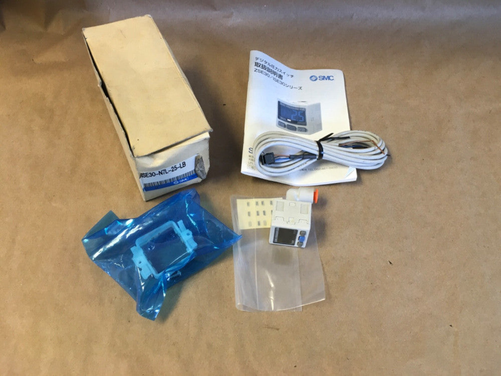 SMC ISE30-N7L-25 Digital Pressure Switch 12-24VDC (KB)