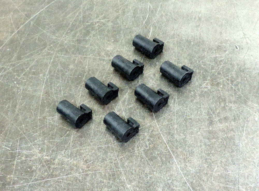 Murrplastik Systems 87141214 Split Frame 4MM Grommet Lot of (7)