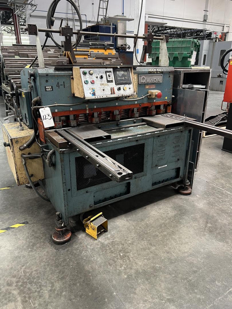 1980 - 1/2" x 4' Amada S-1232 Mechanical Shear