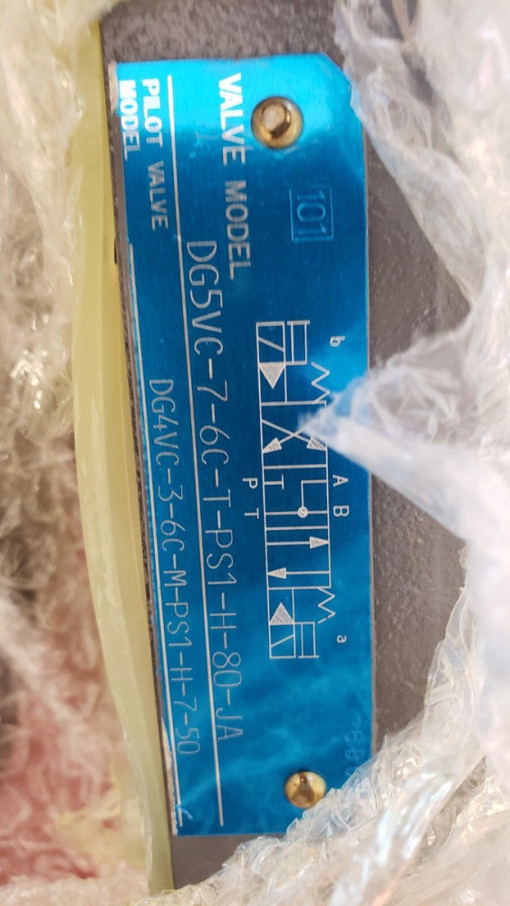 NEW OEM VICKERS TOKIMEC VALVE DG5VC-7-6C-T-PS1-H-80-JA (F2-5C)