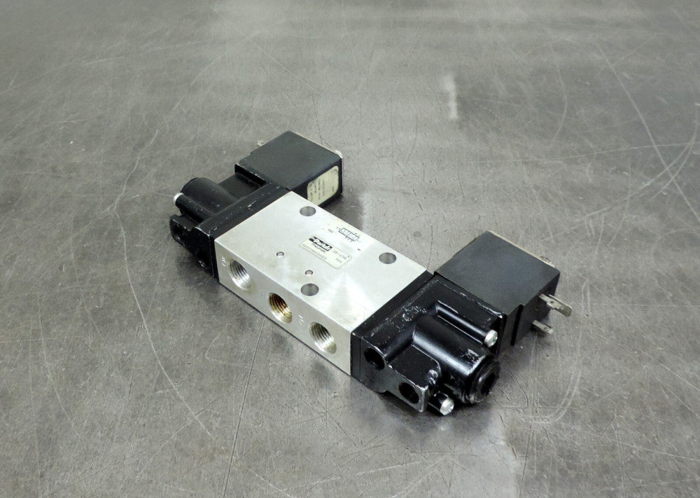 Parker Pneumatic Double Action Solenoid Valve  422CA022A83 120 vac