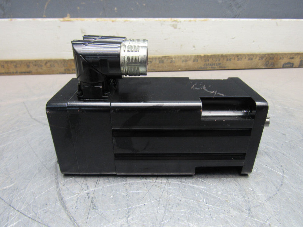 ALLEN-BRADLEY KINETIX INVERTER DUTY SERVO MOTOR MPL-B230P-VJ72AA SER-A XLNT USED