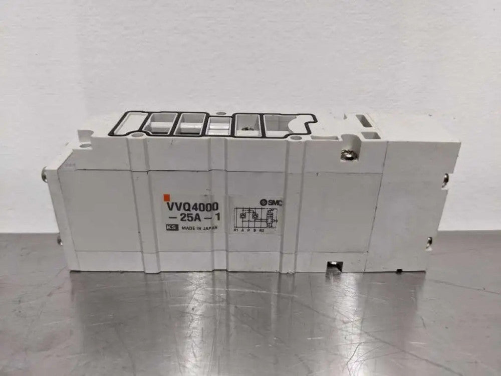SMC VVQ4000-25A-1 Valve Manifold Perfect Spacer