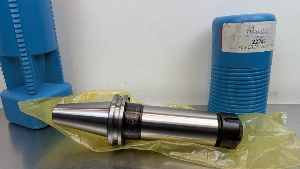 Techniks SYIC-22247 Collet Chuck CAT40xER25-6" 25000 RPM with Coolant Nut