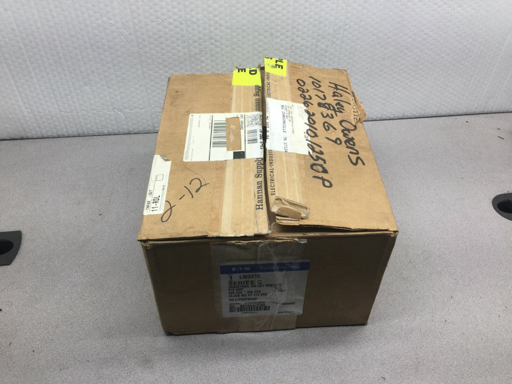 NEW IN BOX CUTLER HAMMER 315AMP 3POLE 690VAC 250VAC CIRCUIT BREAKER LW3315