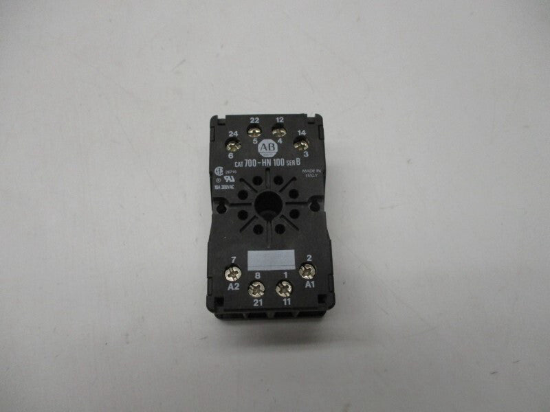 ALLEN BRADLEY 700-HN100 SER. B UNMP