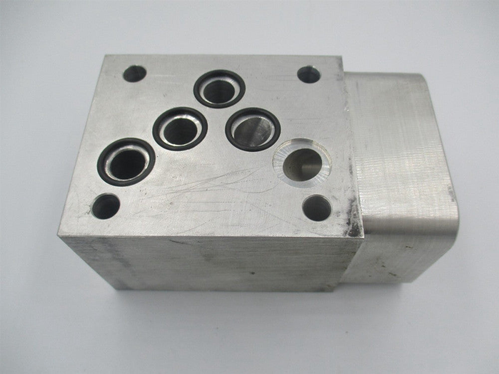 Sun Hydraulics (CBA 65) Hydraulic Aluminum Sandwich Manifold 