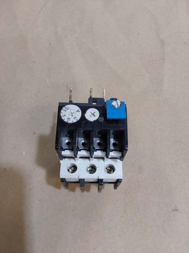 CUTLER HAMMER C316FNA3* OVERLOAD RELAY EATON SER A2 RANGE 2.8-4 Amp