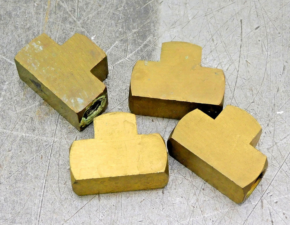 Parker Brass Pipe Female Tee Fitting 1/4" NPT Lot of Four (4)