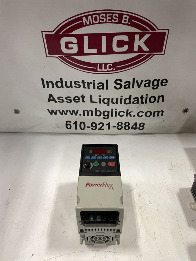 Allen-Bradley PowerFlex 22A-D4P0N104 Ser A VFD AC Drive 2HP 380-480V 48-63Hz