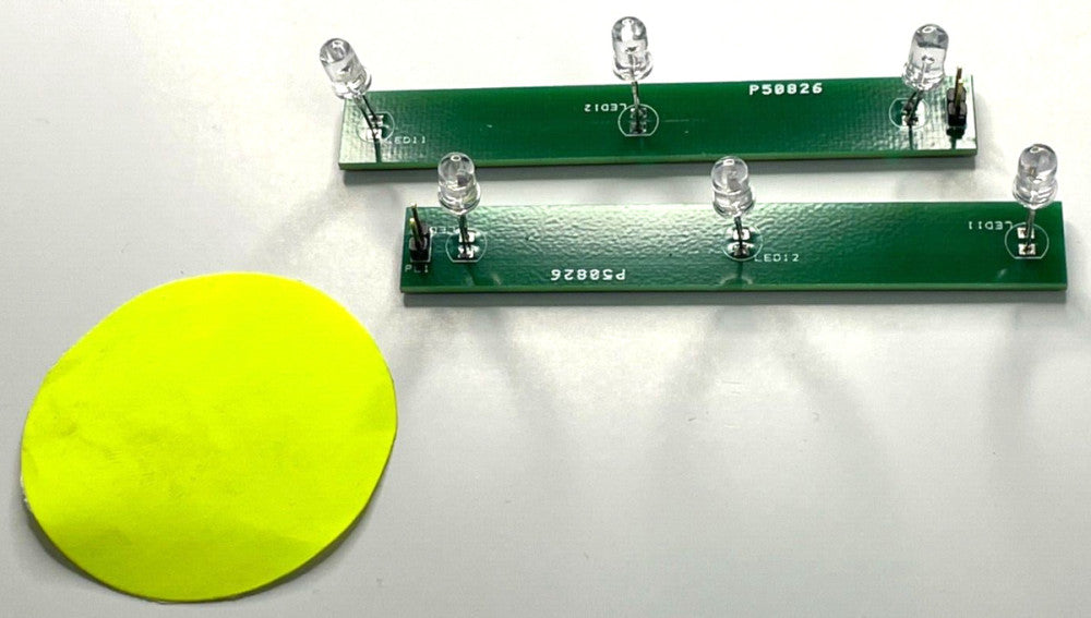 UNBRANDED 3-LED LIGHT P50826 OAD OF 3-1/2" X 7/8" X 7/8"  (LOT OF 2)