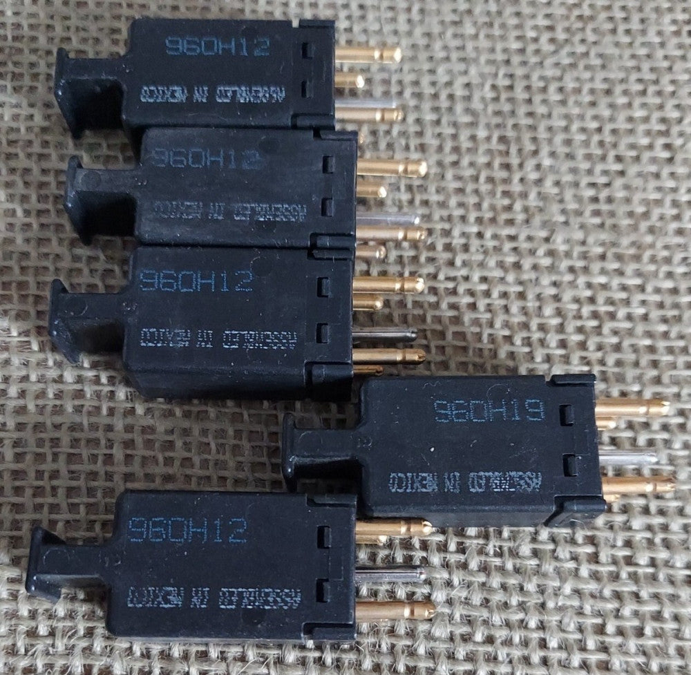 Lot of 5 - Gas Tube Surge Protector 5-pin. (4) 960H12 & (1) 960H19