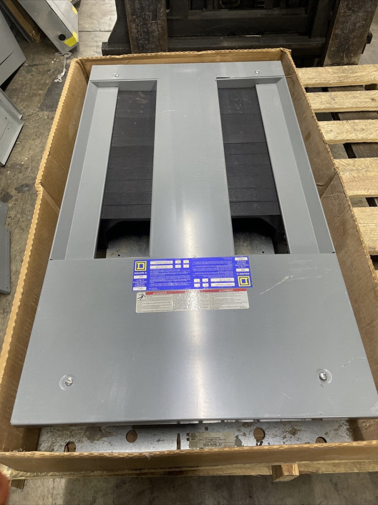Square D HCN  I-Line Panelboard Interior 250 Amp Main Lugs 208V 3 Ph
