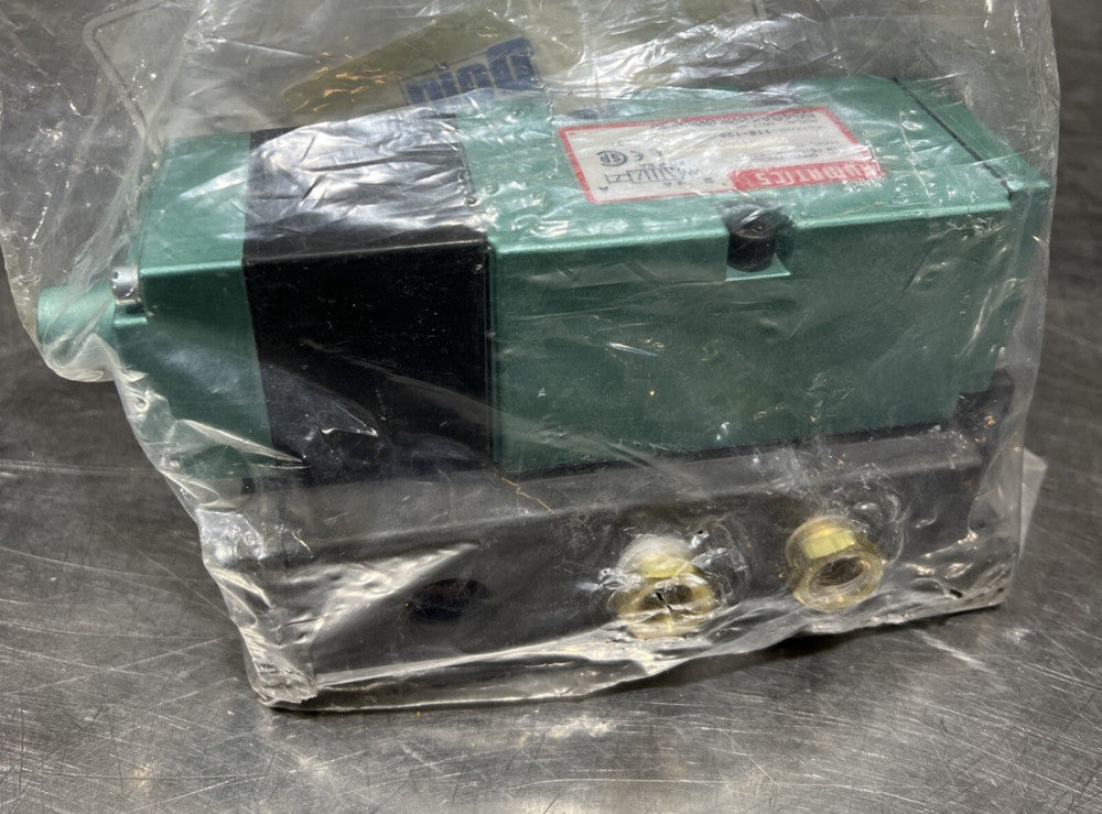 Numatics 553SA43AK000030 Solenoid Valve 110-120V Nos Surplus