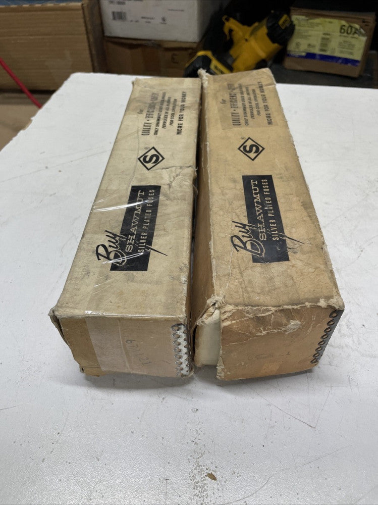 1) NOS SHAWMUT TRI-ONIC TRS350 350AMP, 600V, TIME DELAY, DUAL ELEMENT FUSE